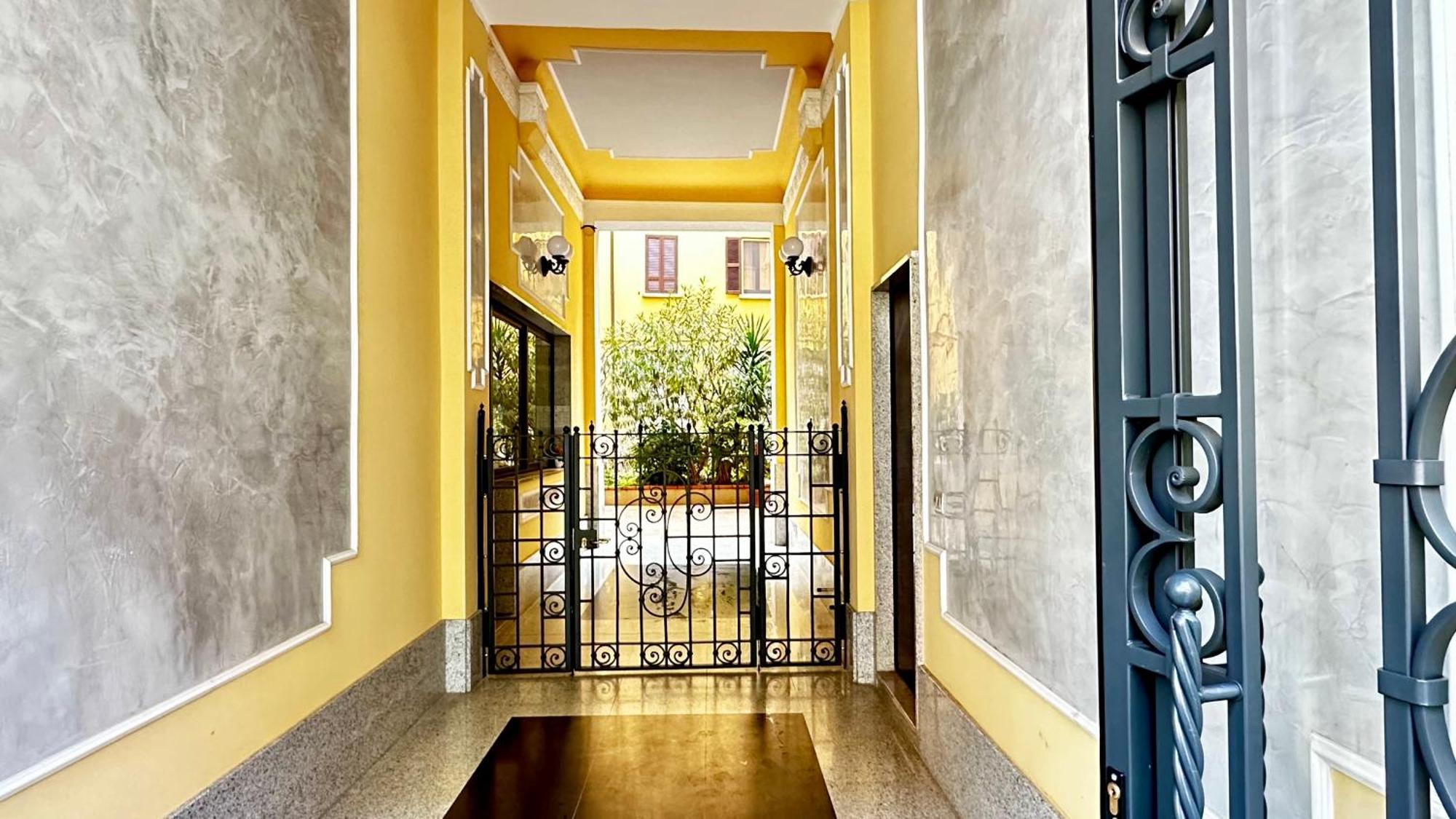Lily Pads -Elegant Apartment- In The City Center Milan Luaran gambar